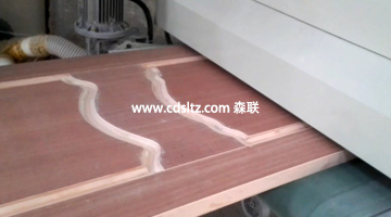 異形木門(mén)扇砂光.jpg 異形木門(mén)扇砂光.jpg