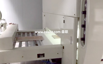 定制家具UV往復噴涂線自動上料除塵掃描.jpg 定制家具UV往復噴涂線自動上料除塵掃描.jpg
